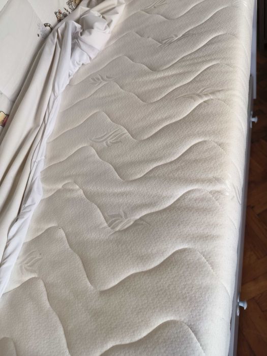 Бебешка кошара-люлка "АВ мебели" + Матрак и голям комплект аксесоари