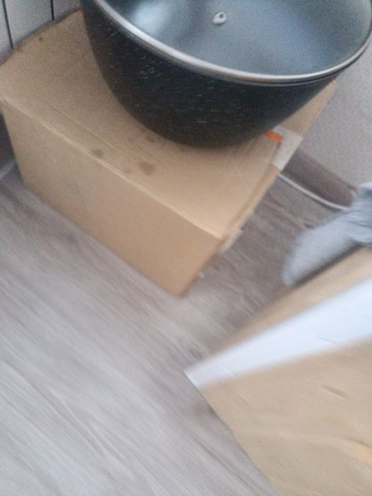 Казан чугунны продам
