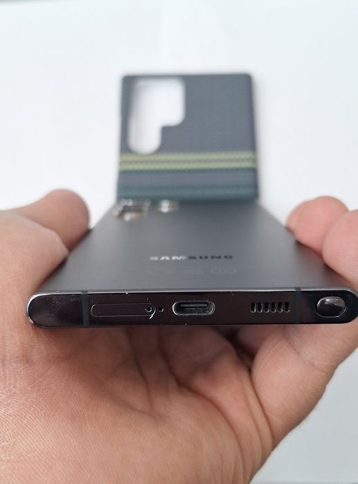 S 22 ultra 8/128 sotiladi