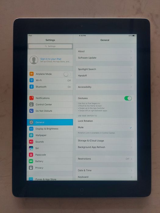 Apple iPad 4 Retina Display 9.7'' (64GB)