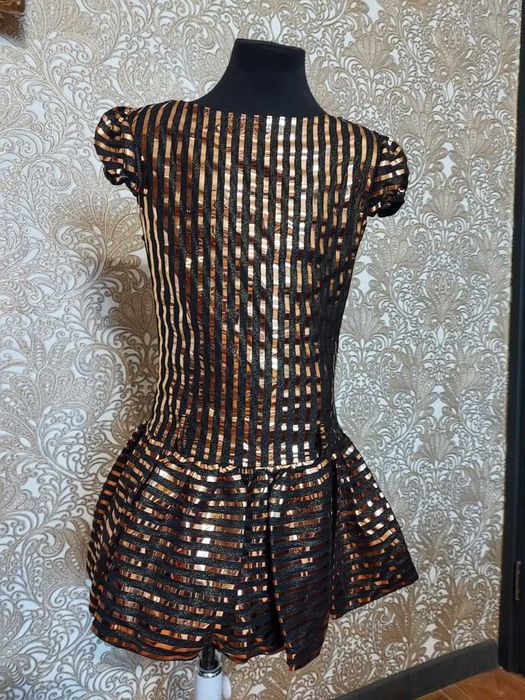 Праздничное платье девочке