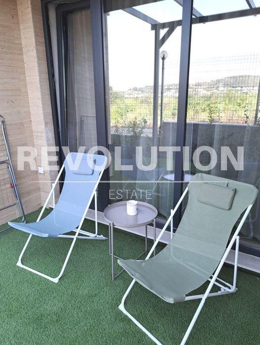 Дава се под наем Двустаен апартамент в к.к. Св.Св. Константин и Елена - 57 кв.м за 550 € - Снимка #8