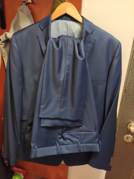 Costum bărbătesc.