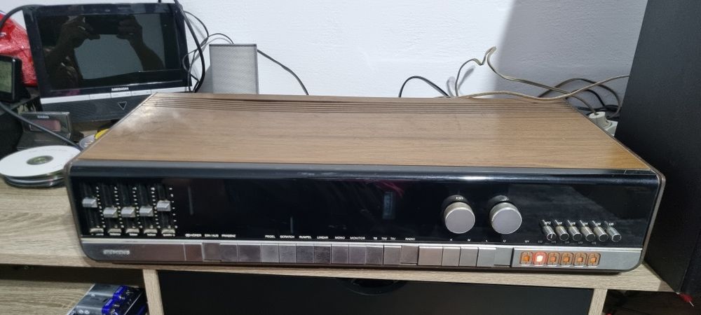Radiouri vintage Saba si Siemens