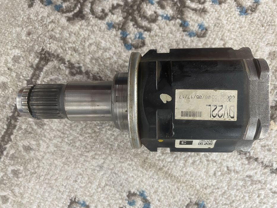 Продам запчасть на лексус ес300-330