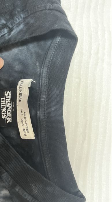 Bluza cu Eleven din Stranger Things