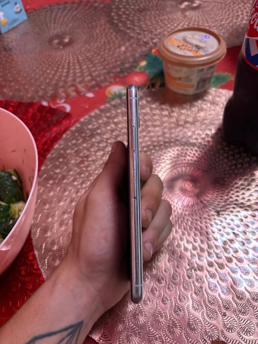 Айфон 11 pro max 64гб
