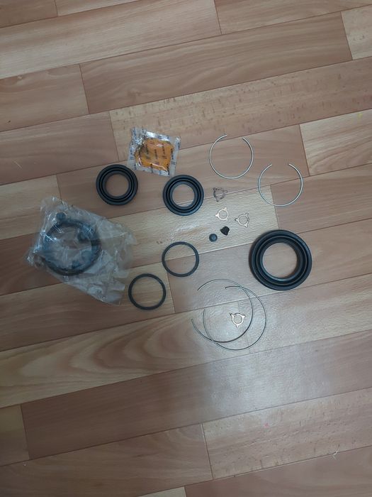 Продам ремкомплект на тормозные суппорта