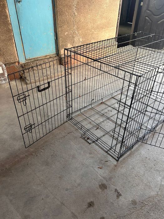 Продам клетку для собак