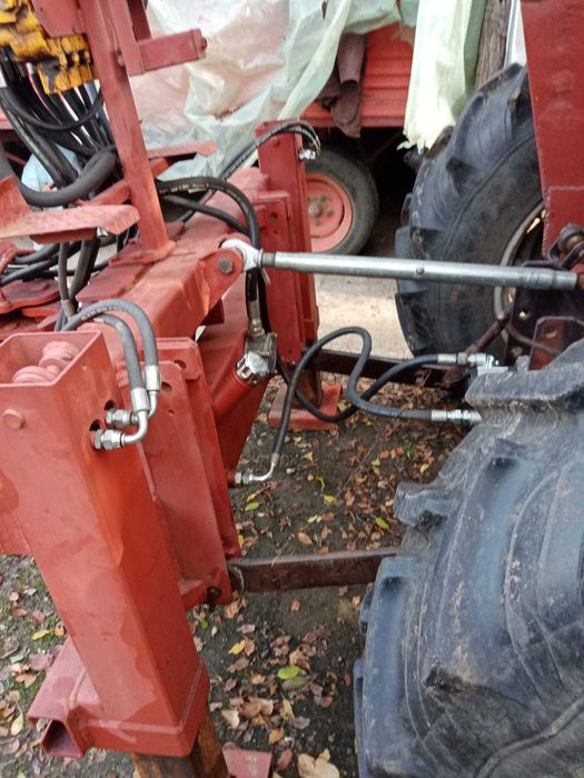 Brat retroescavator cu prindere in 3 puncte pentru tractor NOU