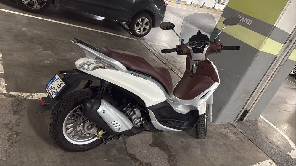 Piaggio Beverly 300i  5500km