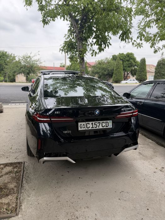 Bmw i5 2025 yil 35L