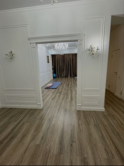 Продается гипс арка с короной