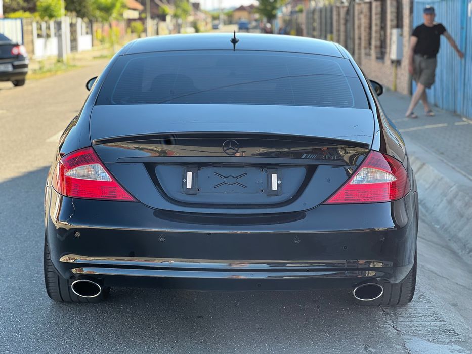Mercedes AMG 350