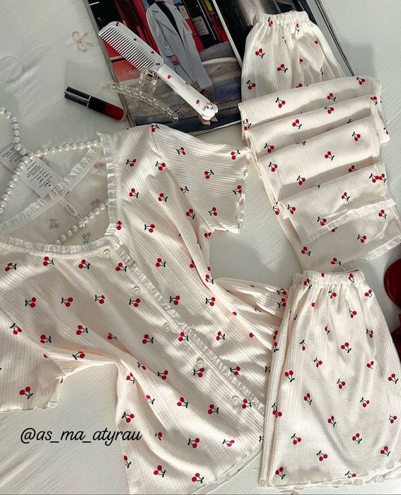 Пижама сатылады, продается пижама