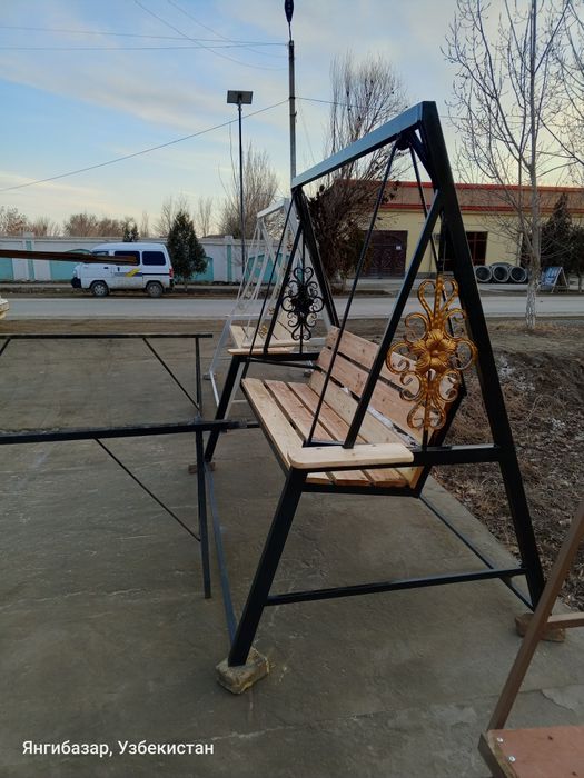 Kachelo ( Xankilchak, Sarinjaq ) sotiladi. Качели Саринжак сотилади со