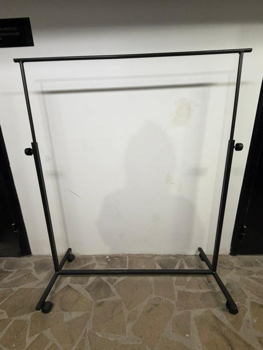 Вешалка б/у 5000 тенге