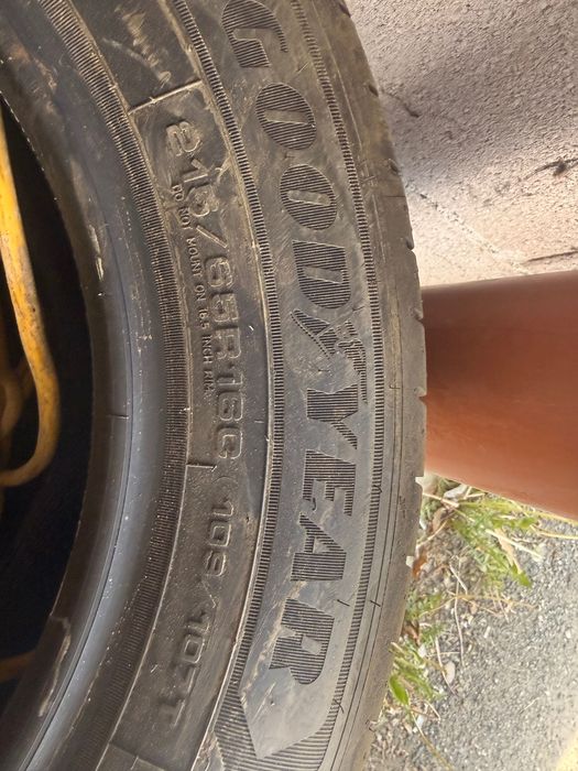 Goodyear 215/65 R16C Noi