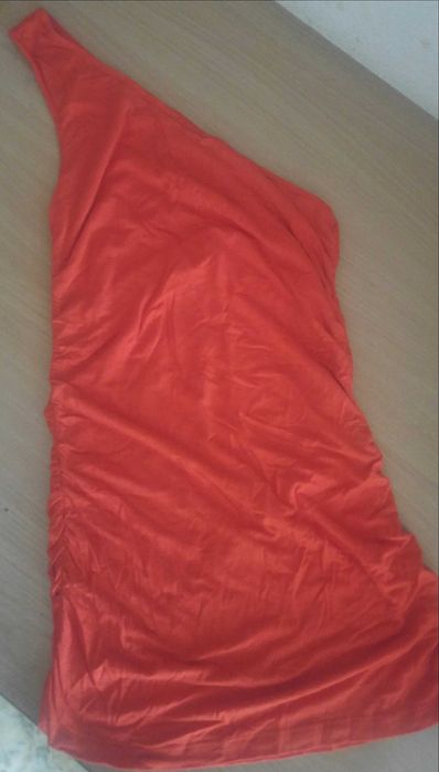 Продам платья размер 44