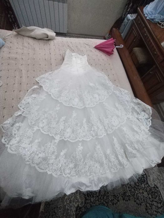 Свадебные платья