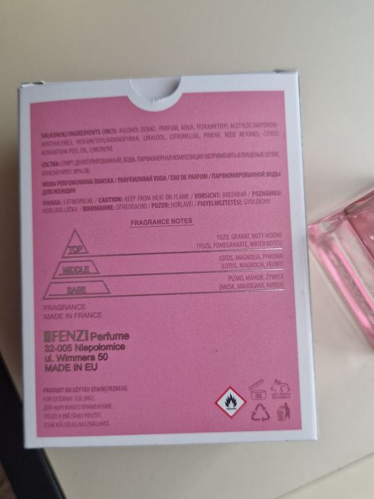 JFenzi Savoir Brillant Eau de Parfum pentru femei, în varianta de 100 ml.