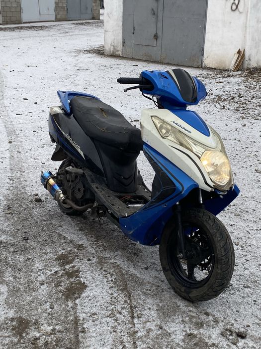 Скутер 150кубов