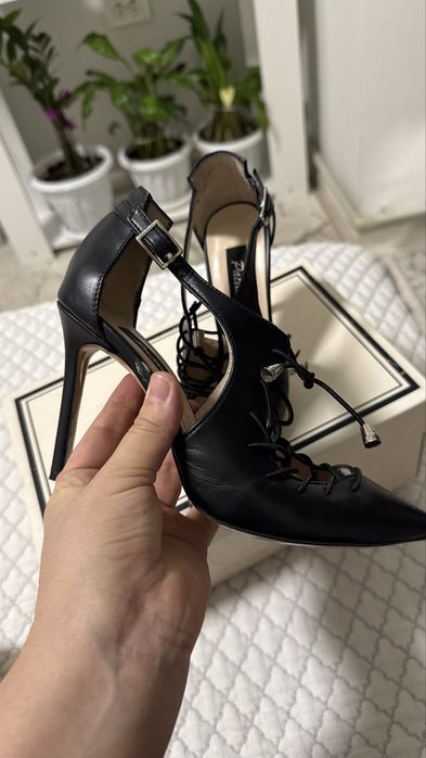 Туфли на каблуках