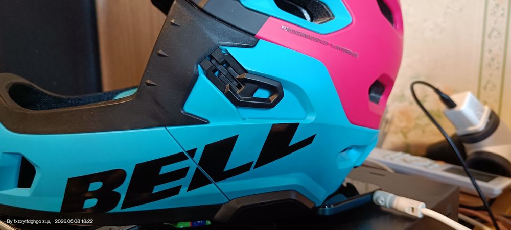 Каска Bell Super DH S