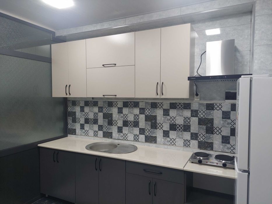 Arenda  Uchtepa 14 ful komplekt kvartira 

3/-1/8

Площадь: 100 м²

Це