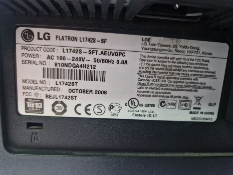 Монитор LG Flatron L1742s