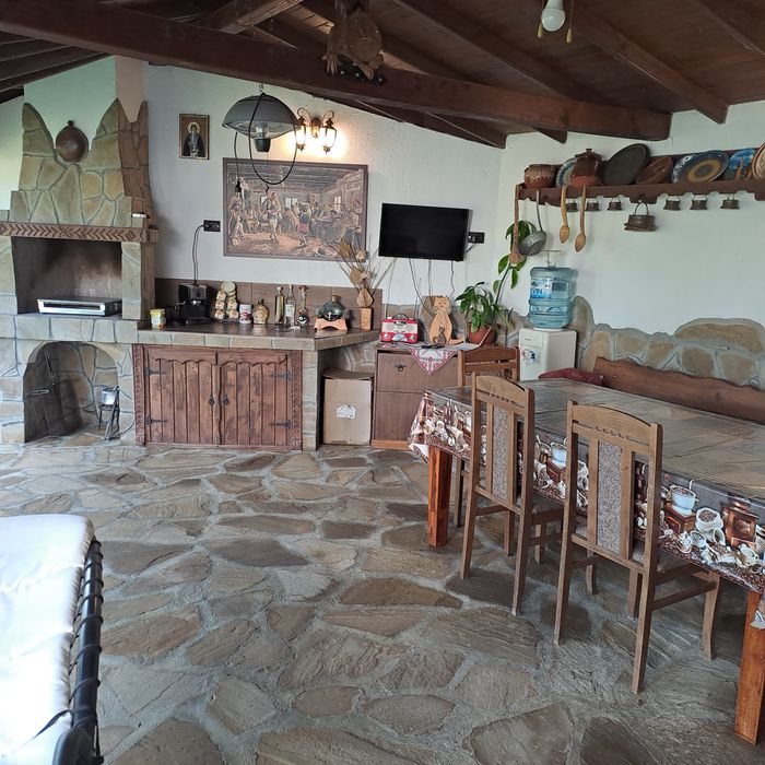 Продава се Къща в с. Лозенец, Област Ямбол - 130 кв.м за 302 €/кв.м - Снимка #16