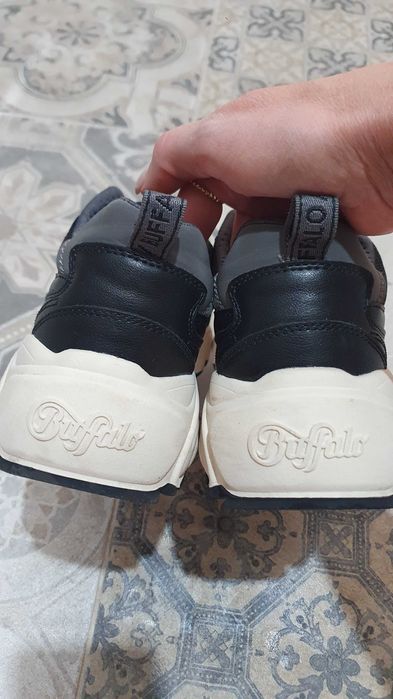 Нови маратонки Buffalo