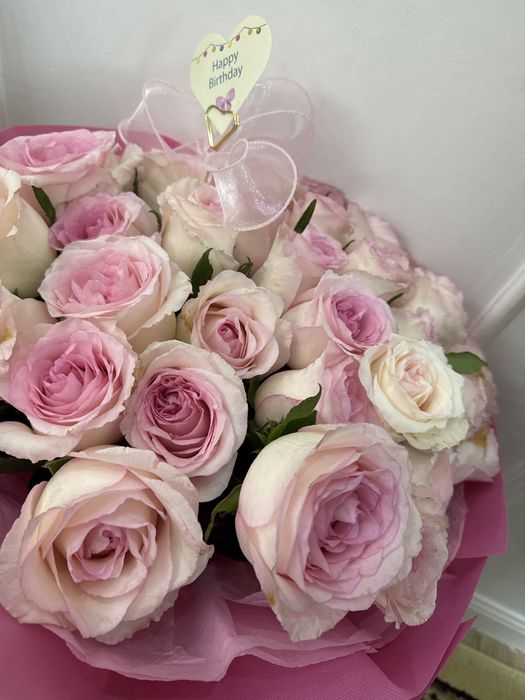 Букет шикарных роз