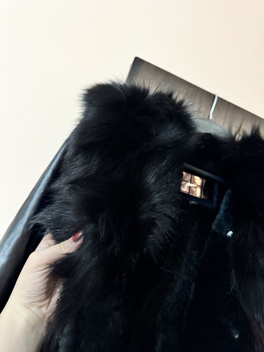 Продам кожанное пальто