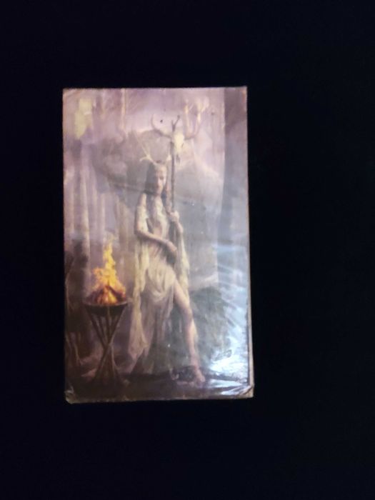 Продаются карты Таро