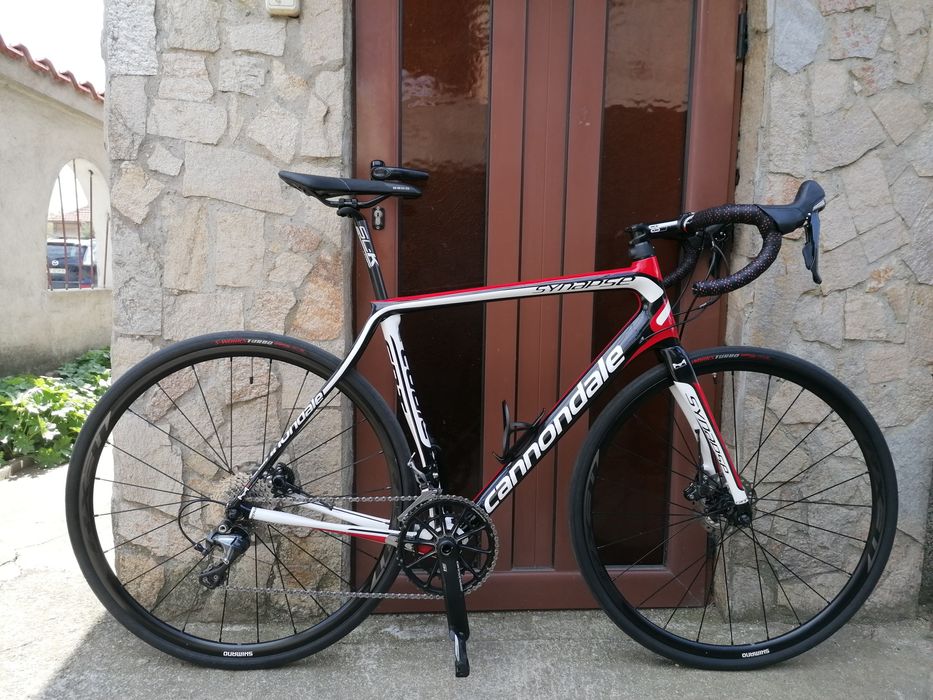 Шосеен Cannondale  Carbon  8,1 кг. Shimano Ultegra 2*11, хидравлика