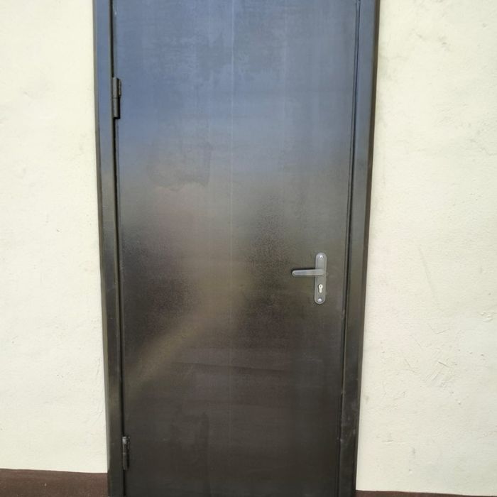 Изготовление железных дверей: 75 000 тг. - Прочие окна и комплектующие ...