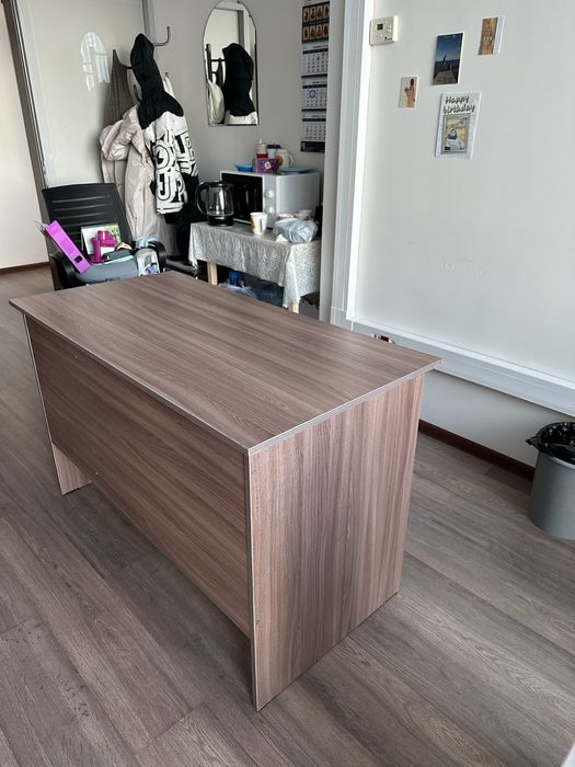 Продаётся рабочий стол