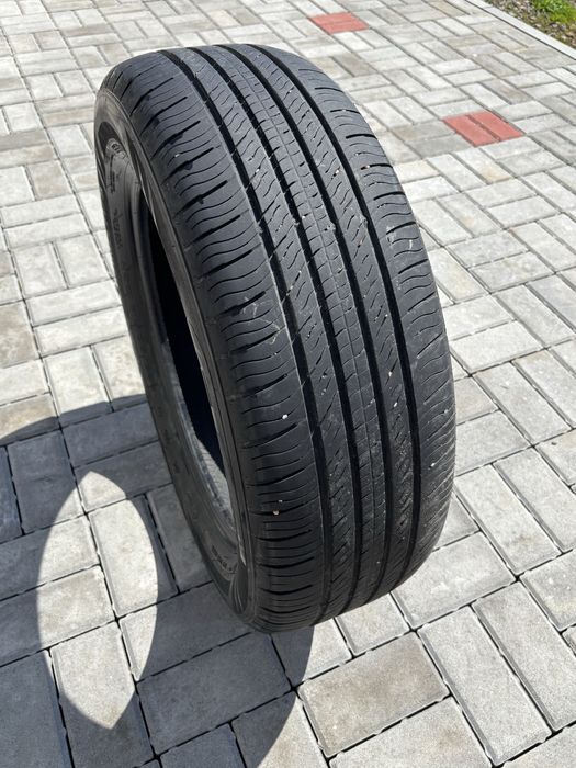 Продам комплект шин