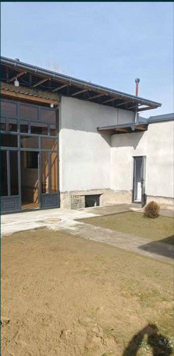 арзон нархда кулай локатцяда 6 хоналик ховли сотувда