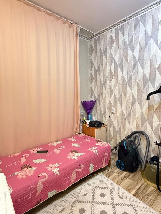 Продам квартиру, 4-х комнатную