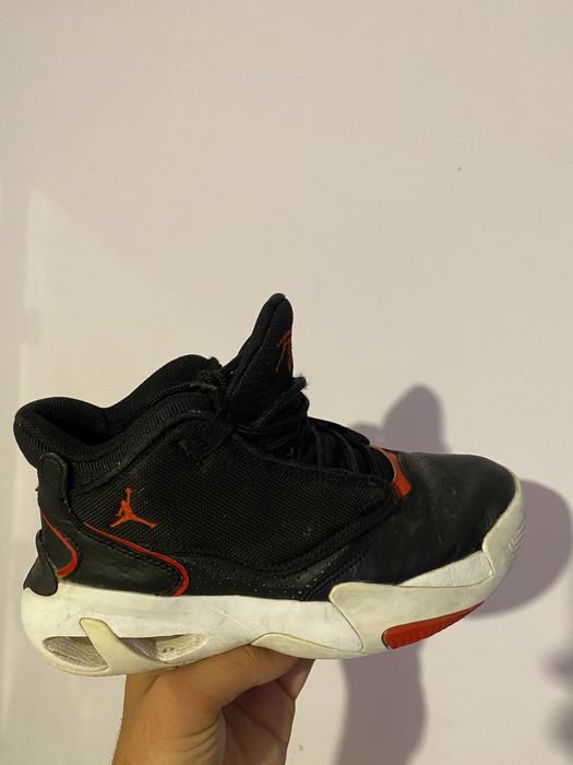 Обувки Nike Jordan max Aura 4