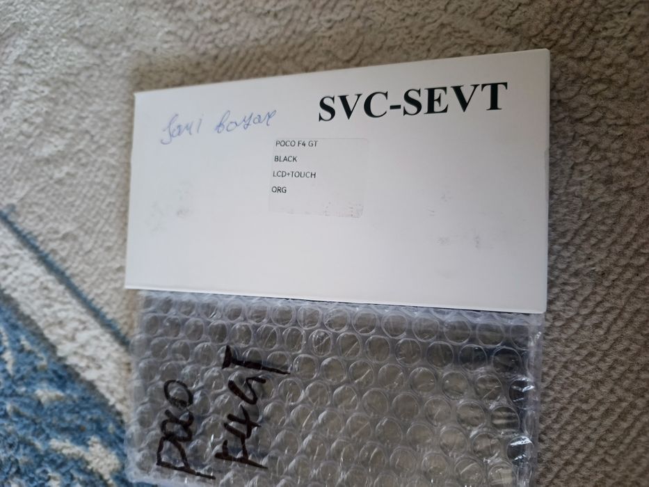 Poco F4 GT экран сатылады