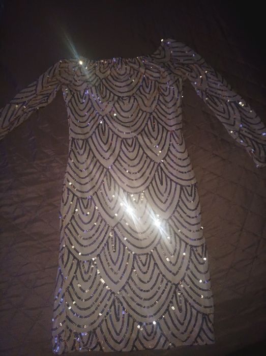 Продавам дамска рокля