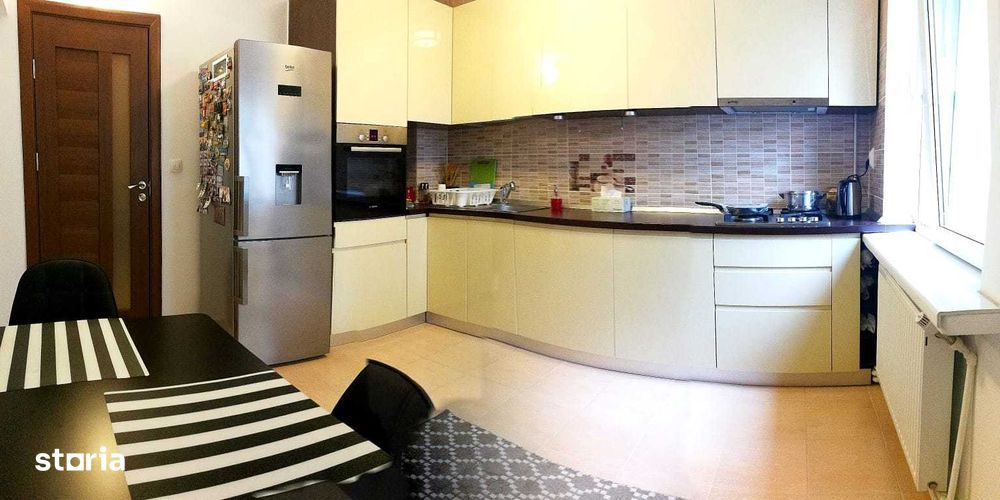 Apartament 3 camere Podu Ros 72 mp 2 balcoane, locatie excelenta — fotografia 3