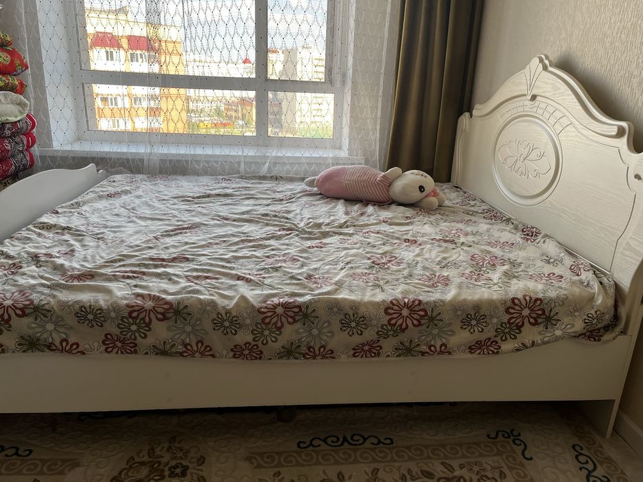 Продаем двухспальный кровать