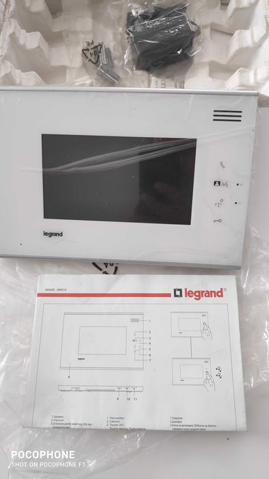 Продавам монитор Легранд