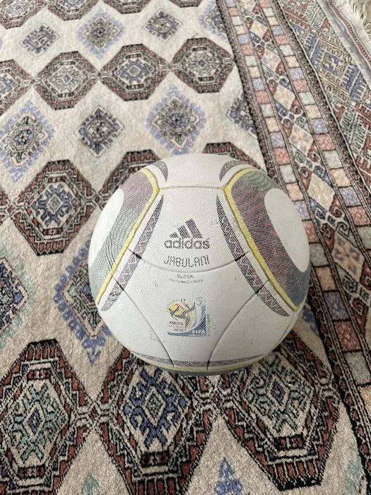 Мяч джамбулани.