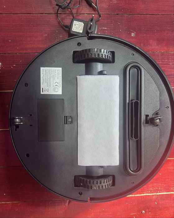 Прахосмукачка робот Cleanmaxx