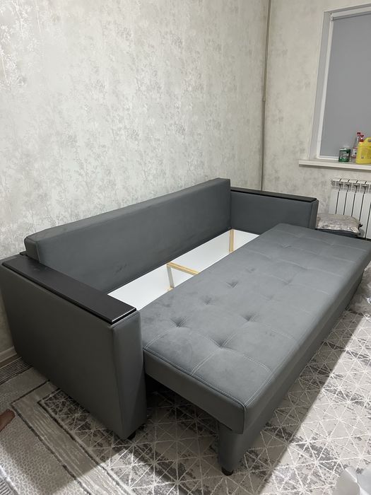Диван для гостинной можно для детской